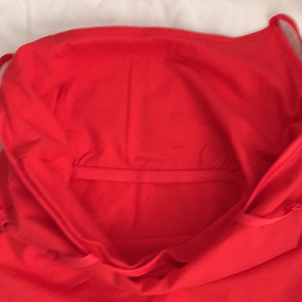 Red cami - Picture 5 of 5